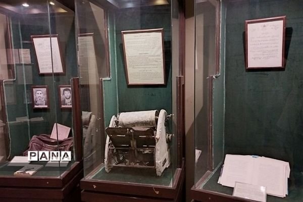 اردوی دانش‌آموزان دبیرستان امامت پاکدشت به موزه عبرت