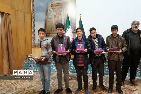 تقدیر از رتبه‌های برترآموزشگاه علامه طباطبایی در ناحیه 2 شهرری