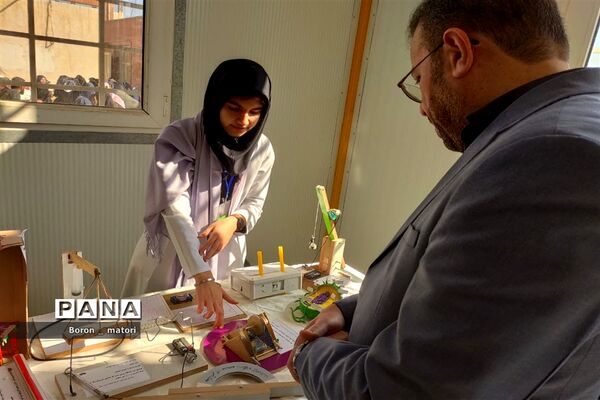 نمایشگاه بزرگ دست‌سازهای هنرجویان هنرستان های نواحی ۴ گانه اهواز
