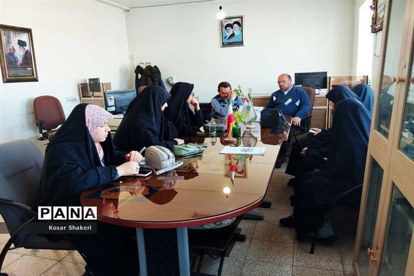 نشست دبیران قرارگاه چهارده صفر ۲ در آموزش و پرورش شهرستان قوچان