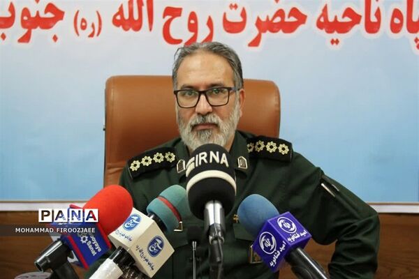 نشست خبری فرمانده سپاه ناحیه حضرت روح الله(ره) جنوب شهرستان ری با اصحاب رسانه و خبرنگاران