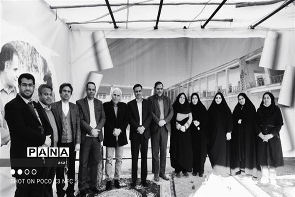 افتتاحیه جشنواره شصت برگ به یاد قصه‌های مجید در دبیرستان شهید حلبیان ناحیه ۴