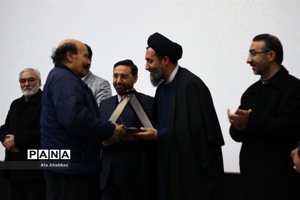 آپاراتچی، فاتح فجر در تبریز