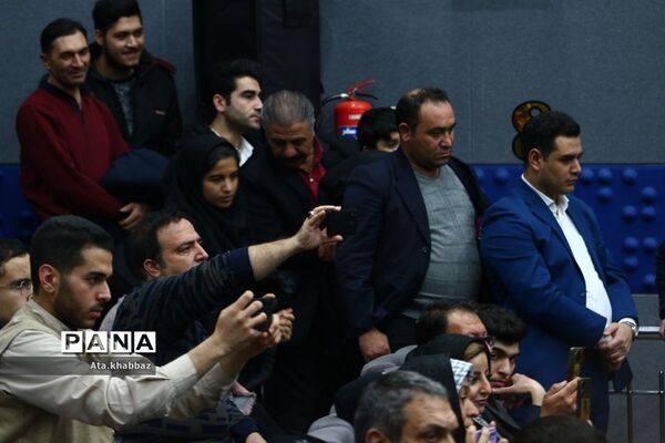 آپاراتچی، فاتح فجر در تبریز