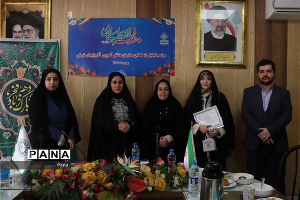 مراسم تجلیل از فعالین سازمان دانش‌آموزی آذربایجان شرقی