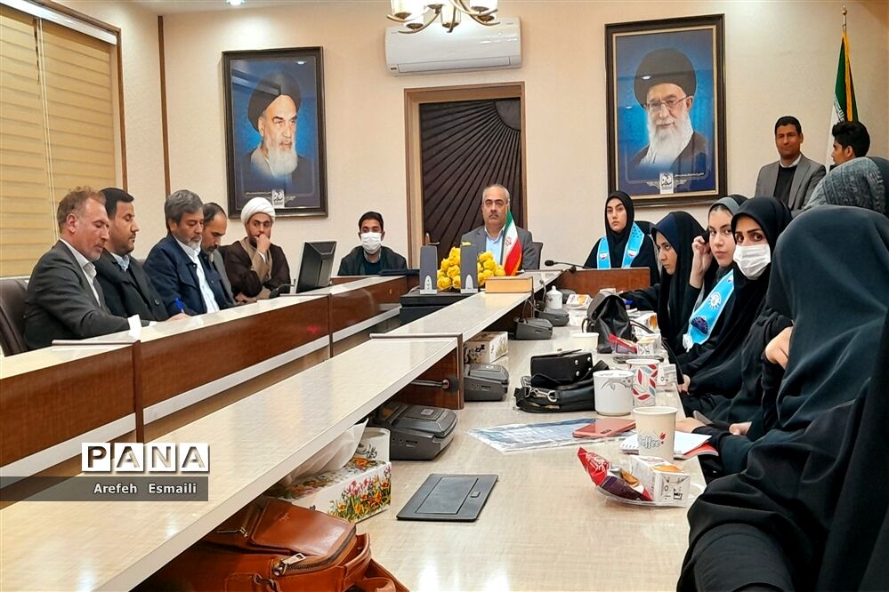 جلسه توجیهی قرارگاه‌های دانش‌آموزی خواف