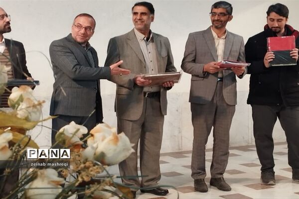 مراسم اختتامیه جشنواره فرهنگی و هنری در کاشان