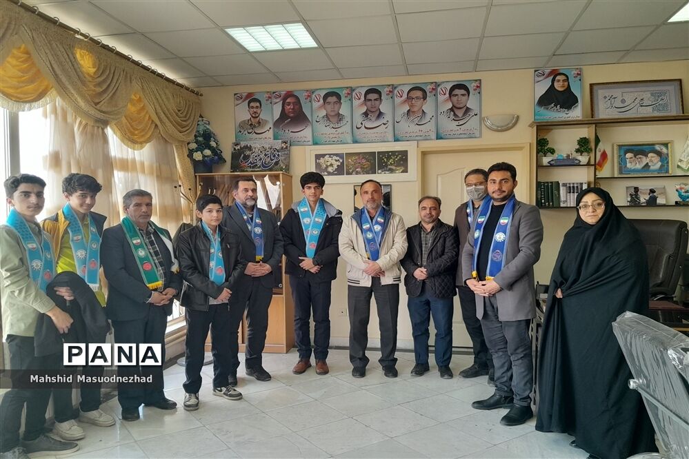 همفکری و نشست صمیمانه در میدان 14 صفر 2 تربت حیدریه