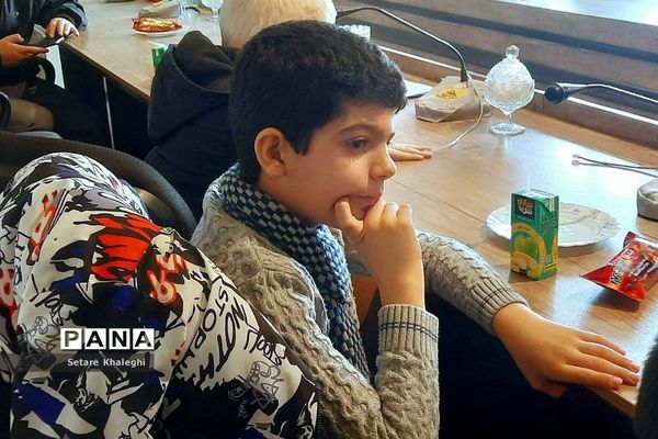 کارگاه نویسندگی برای دانش‌آموزان، در دماوند