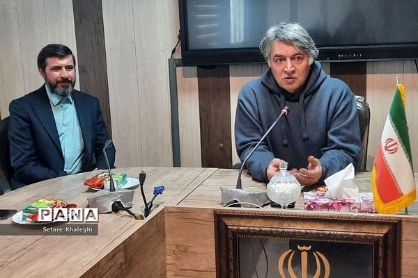 کارگاه نویسندگی برای دانش‌آموزان، در دماوند