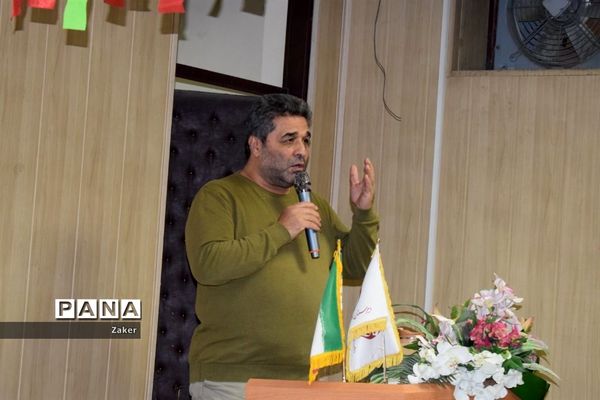 برگزاری یادواره شهدا در دبیرستان دخترانه فرهنگ ۱۳