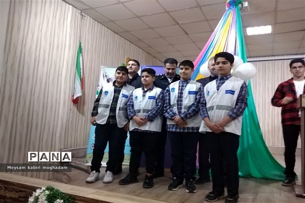 برگزاری طرح همیار پلیس ویژه دانش‌آموزان پایه هفتم در مشهد