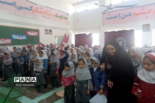 حضور خادمین حرم مقدس رضوی در دبستان نرجس شهرستان مهریز