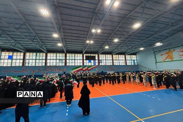 مانور یاوران انقلاب دانش‌آموزان شهرستان ورامین