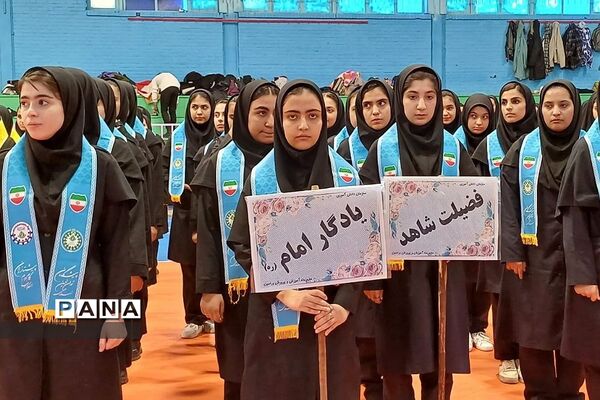 مانور یاوران انقلاب دانش‌آموزان شهرستان ورامین