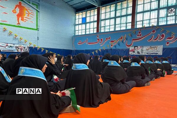 مانور یاوران انقلاب دانش‌آموزان شهرستان ورامین
