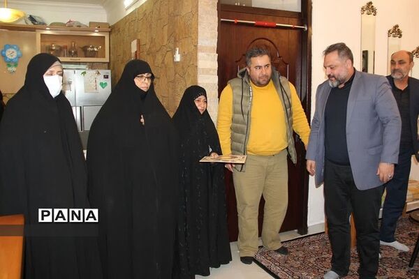 تقدیر از خانواده شهدا در فشافویه