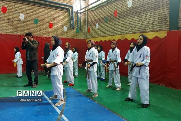 برگزاری مانور یاوران انقلاب در کهریزک