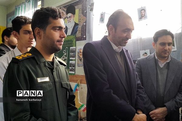 آیین افتتاحیه مدارس انقلاب ناحیه۲ بهارستان