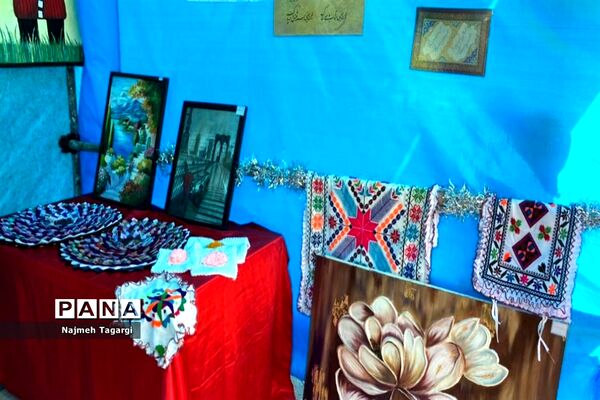 نمایشگاه دستاوردهای فرهنگی ، هنری و فنی دانش‌آموزان شهرستان مه ولات