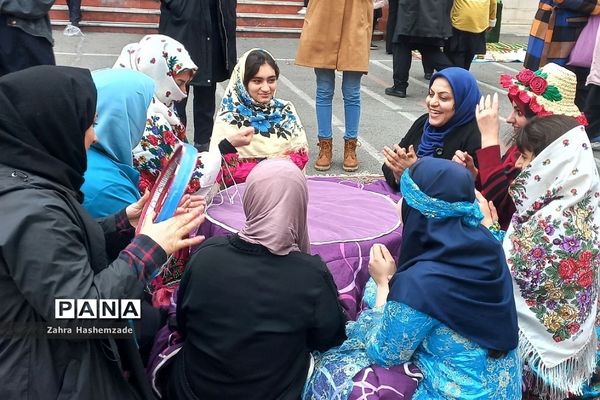 بازارچه کار و فناوری در دبیرستان ولیعصر (عج) ناحیه یک شهرری