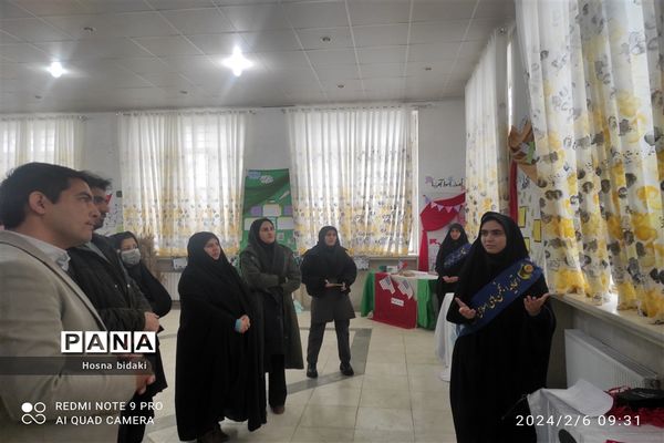 افتتاحیه مدرسه انقلاب دبیرستان نمونه دولتی نجابت