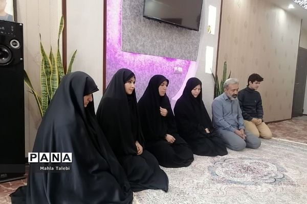 بازدید از خانواده شهید جعفری و شهیده قره داغی باحضور مسئولین صباشهر