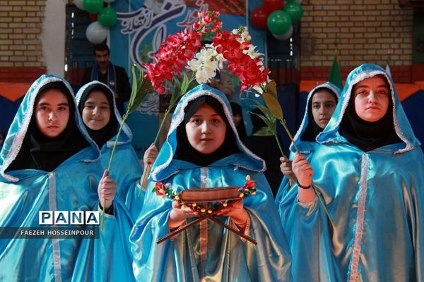 مانور یاوران انقلاب در بهارستان دو