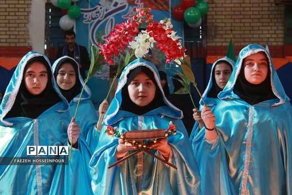 مانور یاوران انقلاب در بهارستان دو