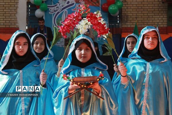 مانور یاوران انقلاب در بهارستان دو