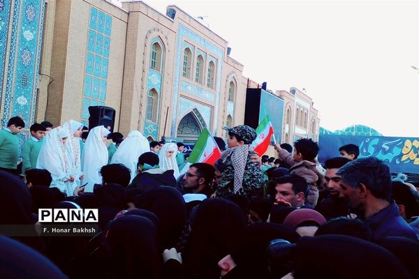 نخستین اجرای سرود «فرمانده مهدی» در مسجد جمکران