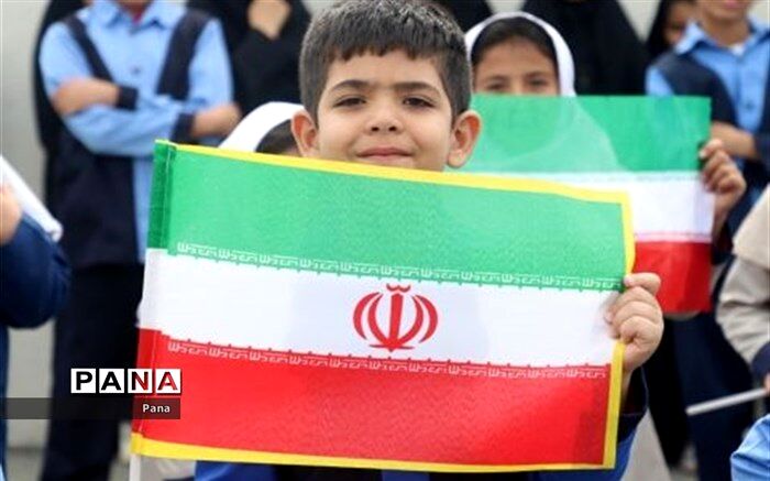 تسهیل آموزش برای دانش‌آموزان پس از پیروزی انقلاب اسلامی/ فیلم