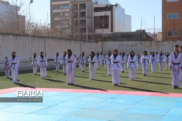 همایش تکواندو کاران در شهرستان گنبد