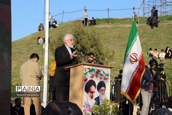 همایش تکواندو کاران در شهرستان گنبد