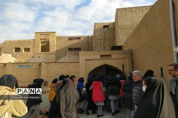 اردوی بازدید از اماکن تاریخی شهرستان پیشوا