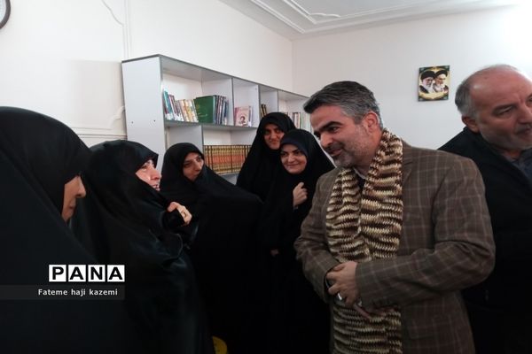 آیین افتتاح و بهره‌برداری سرای محله قلعه‌سین در شهرستان پیشوا