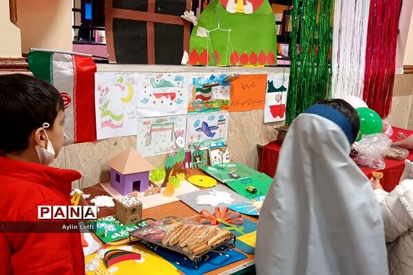 دهه فجر و مبعث رسول الله در دبستان ۱۵ خرداد