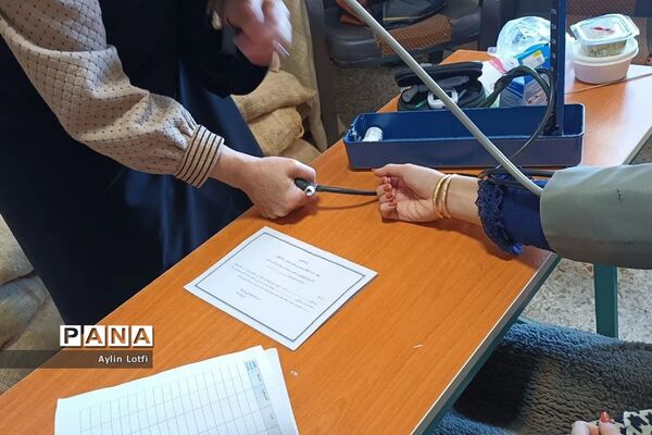 دهه فجر و مبعث رسول الله در دبستان ۱۵ خرداد