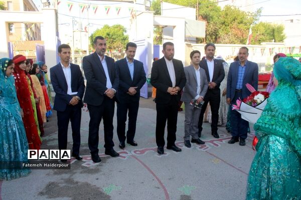 نمایشگاه تولیدات هنرستان‌های فنی حرفه‌ای و کار دانش استان بوشهر