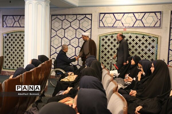 یادواره «پدران آسمانی» در دبیرستان شاهد نجمیه قم -1