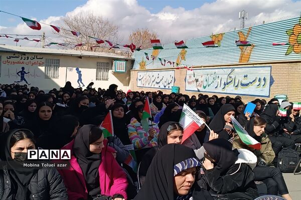 مراسم آبروی محله در آموزشگاه متانت ناحیه یک بهارستان