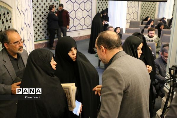 یادواره «پدران آسمانی» در دبیرستان شاهد نجمیه قم-2