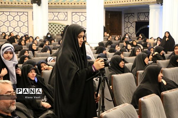 یادواره «پدران آسمانی» در دبیرستان شاهد نجمیه قم-2