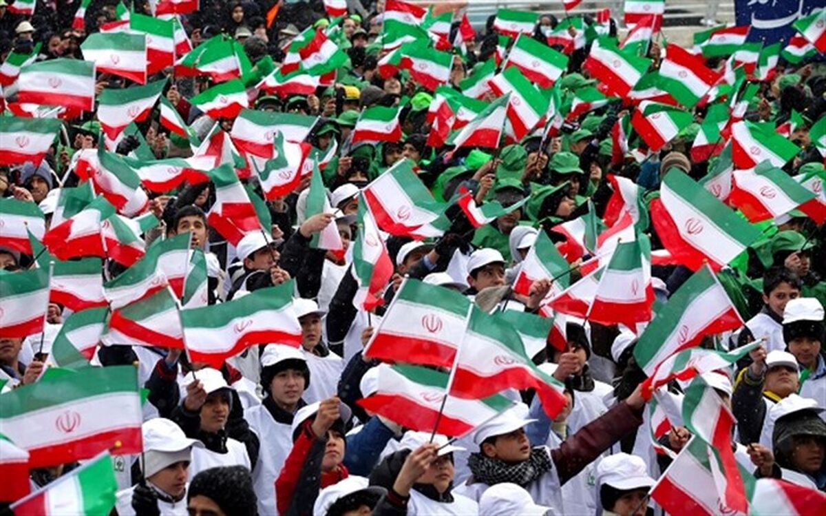 ‌عظمت و اقتدار ملت ایران در راهپیمایی یوم الله ۲۲ بهمن ظهور می‌کند