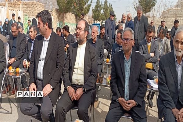 آیین کلنگ زنی و احداث مدرسه ۹ کلاسه در ورامین