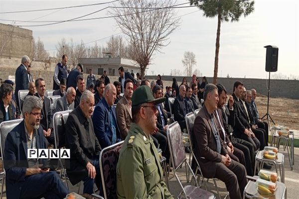 آیین کلنگ زنی و احداث مدرسه ۹ کلاسه در ورامین