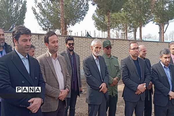 آیین کلنگ زنی و احداث مدرسه ۹ کلاسه در ورامین