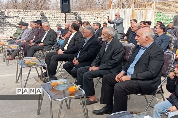 آیین کلنگ زنی و احداث مدرسه ۹ کلاسه در ورامین