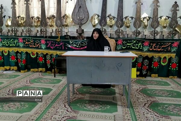 کارگاه  گفتمان مسیر روشن در قرچک