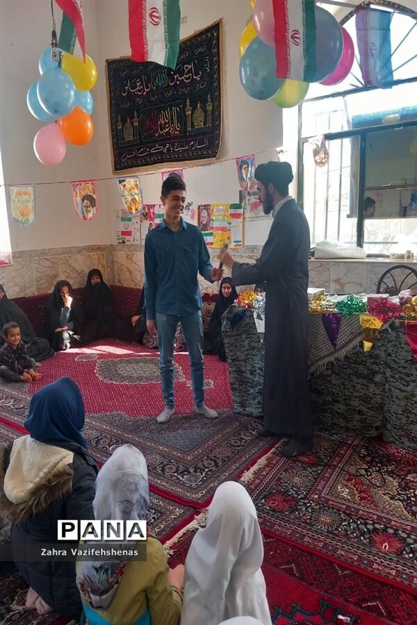 مراسم جشن انقلاب پایگاه بسیج روستای ورقی شهرستان شیروان